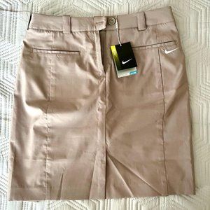 NIKE Drifit Golf Skort / Khakis – NEW - Size M